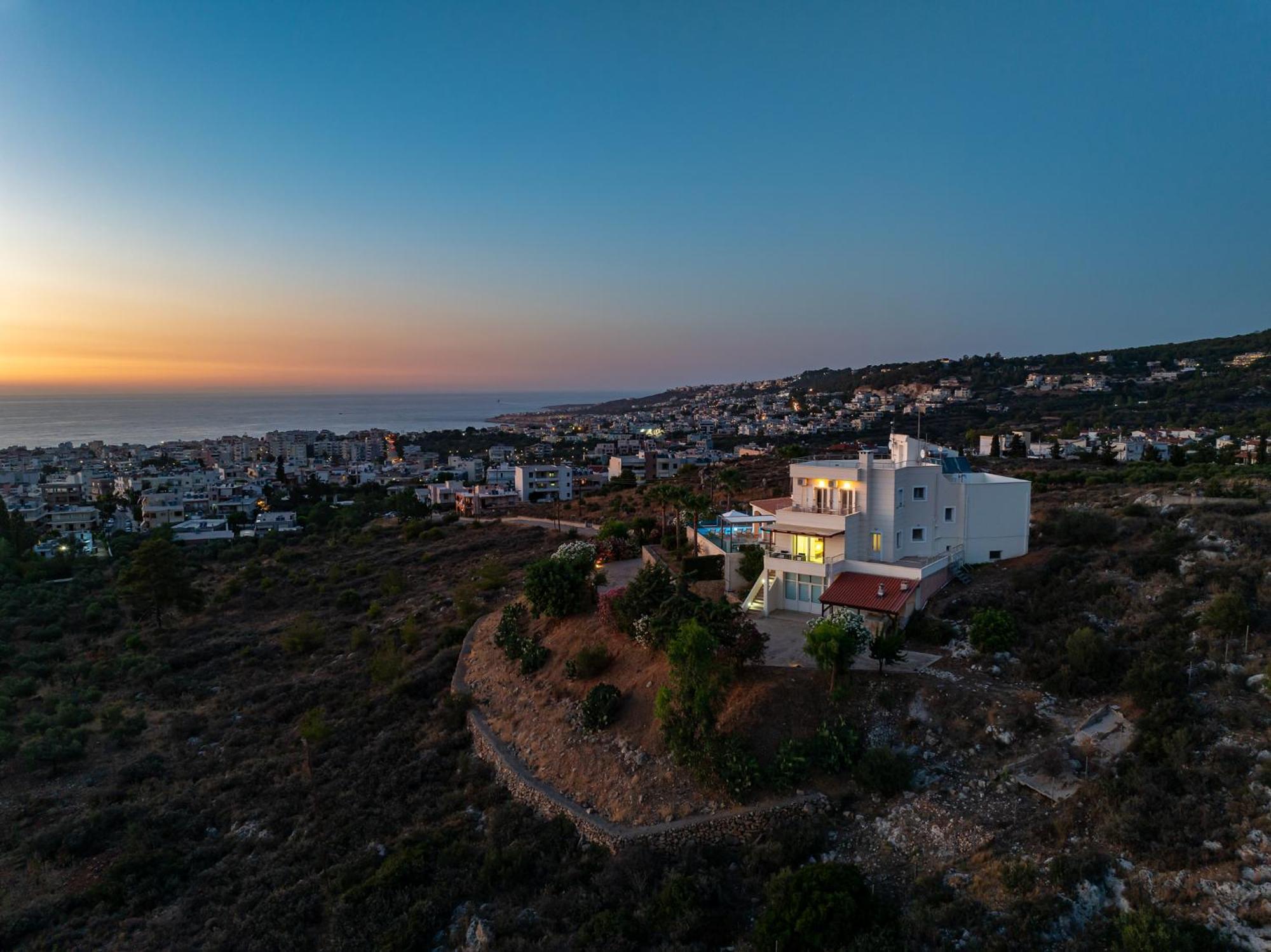 Karmilos hill villa La Canea Exterior foto